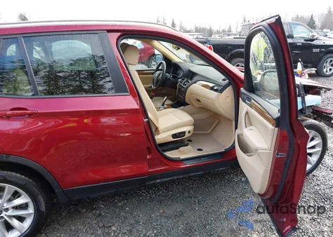 2014 BMW X3 xDrive28I z USA, uszkodzony, nr VIN 5UXWX9C53E0D39085